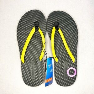 NWT Speedo women’s sandals size 7